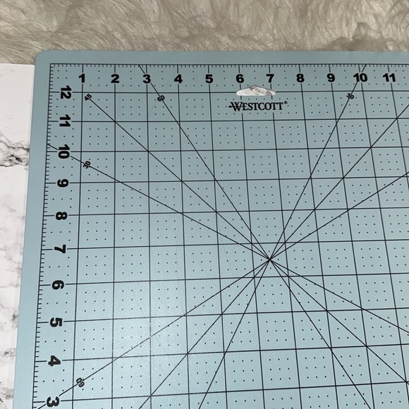 Westcott Blue Cutting Mat - Picture 2 of 3